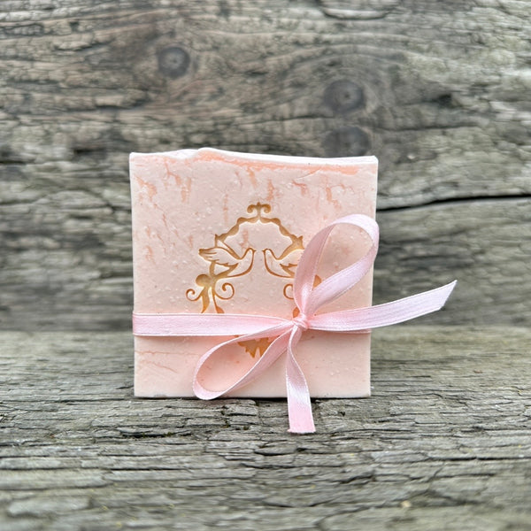 Ballseason - Seifenstücke im Regency Style