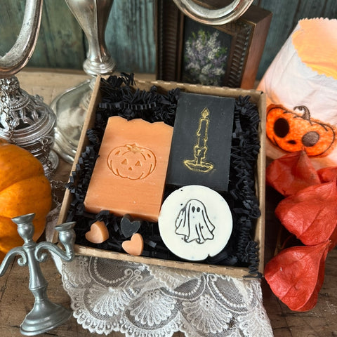 All Hallows‘ Eve - Seifenset