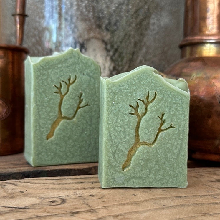 Xavers Holzige - Naturseife mit Sandelholz