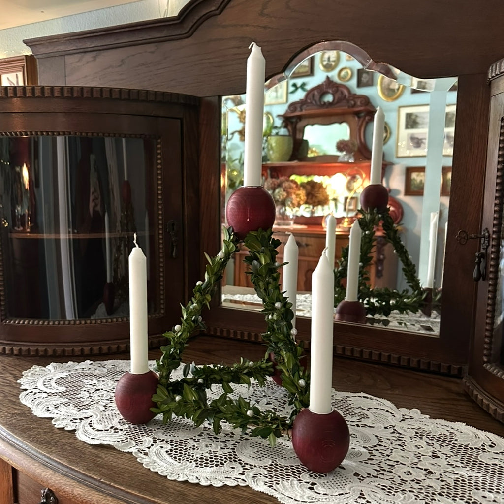 Paradeiserl – Bayerischer, handgefertigter Weihnachtsschmuck aus Holz