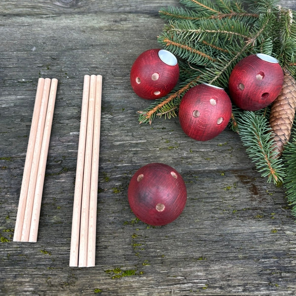 Paradeiserl – Bayerischer, handgefertigter Weihnachtsschmuck aus Holz